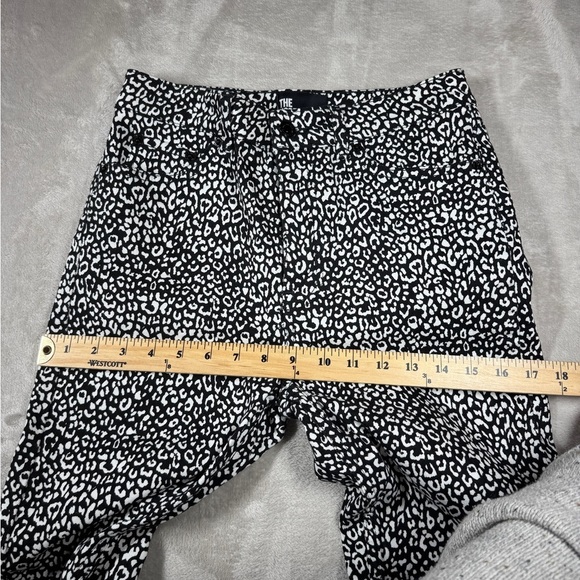 NWT The Kooples Leopard Cheetah Print Button Fly Black White Denim Jeans Size 28 - Picture 9 of 16